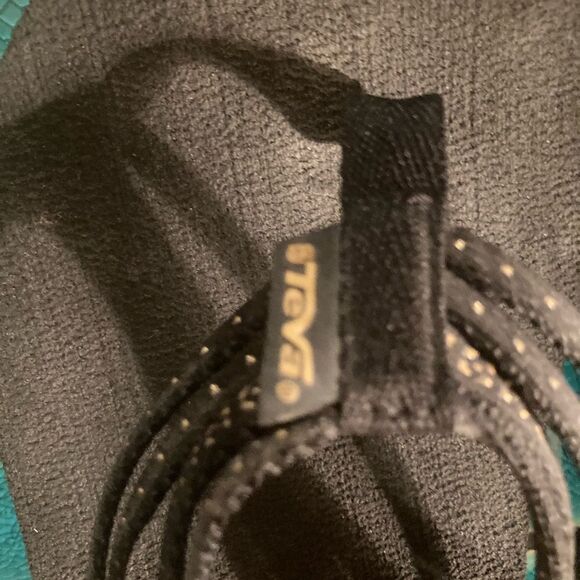 Teva Mush Brown Thong Sandals - Picture 5 of 8